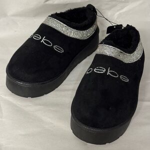 NEW Bebe Black Faux Fur Lined Platform Slip On Moccasin Indoor Outdoor Slippers